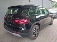 Vue de l’arrière droit