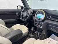 Вид на салон