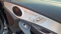 Vue des boutons de commande des sièges électriques