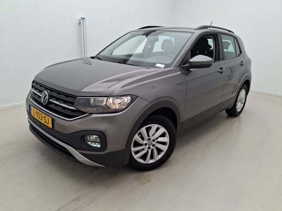 Pogled levo spredaj