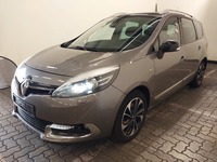 Pogled od napred levo