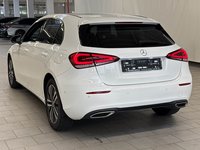 Вид сзади слева