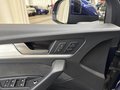 Vue des boutons de commande des sièges électriques
