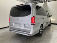 Вид сзади справа