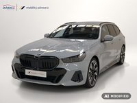 Вид спереди слева