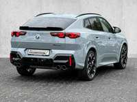 Vue de l’arrière gauche