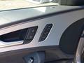 View of control buttons for electric seat adjustment