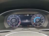 Вид на приборную панель