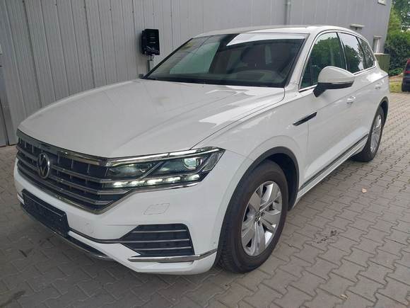 Pogled od napred levo