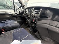 Вид на салон
