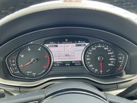 Вид на приборную панель
