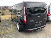 Pogled od pozadi levo