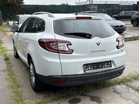 Pogled levo zadaj