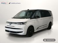 Вид спереди слева