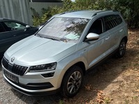 Pogled levo spredaj