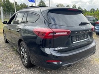 Вид сзади слева