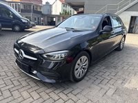 Pogled od napred levo