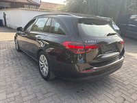 Pogled od pozadi levo