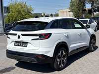 Pogled od pozadi desno
