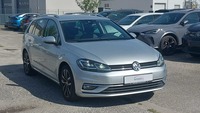 Вид спереди справа