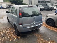 Вид сзади слева