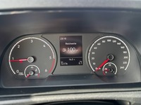 Вид на приборную панель