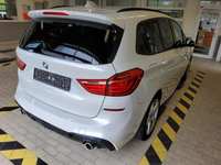 Вид сзади справа