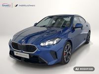 Pogled od napred levo