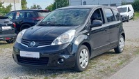 Skats no kreisās puses priekšā