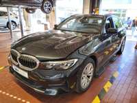 BMW 320d Touring Steptronic "Advantage"