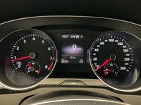 Вид на приборную панель