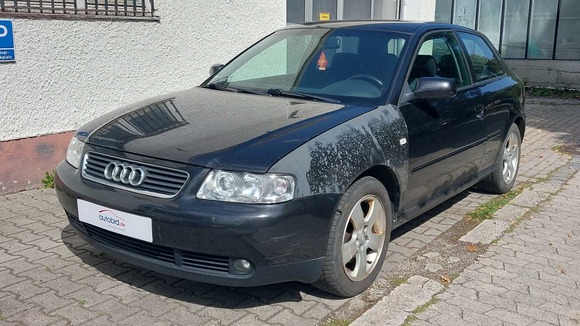 Pogled sprijeda lijevo