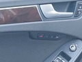 Vue des boutons de commande des sièges électriques