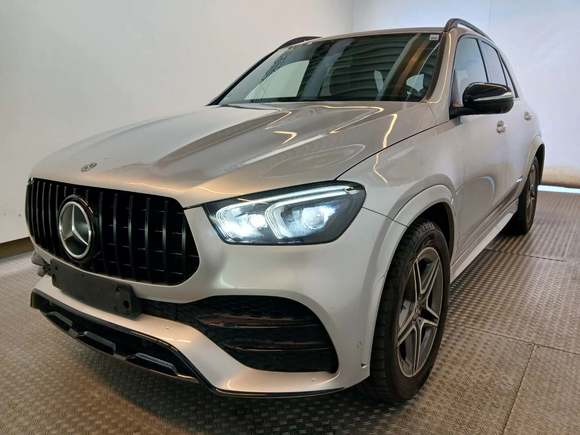 Vaizdas iš priekio kairės