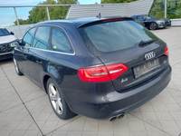 Pogled od pozadi levo