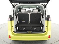 View of boot / luggage space