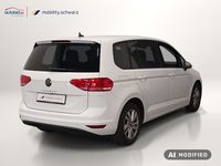 Pogled od pozadi desno