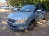 Pogled levo spredaj