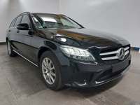 Вид спереди справа