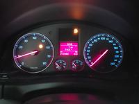 Pogled kombi instrument