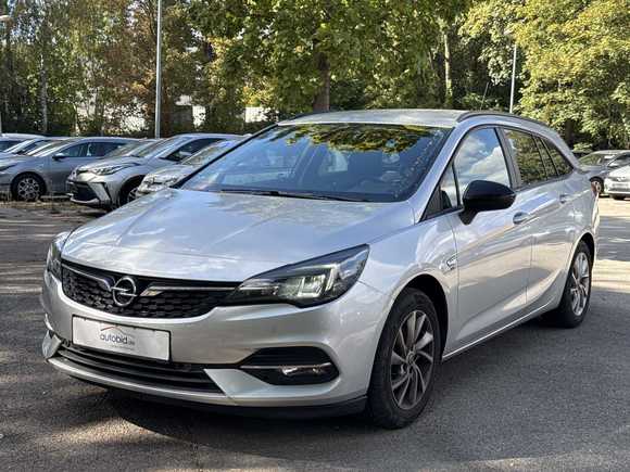 Pogled levo spredaj