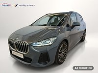 Pogled levo spredaj