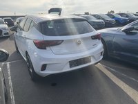 Pogled od pozadi levo