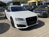 Skats no labās puses priekšā