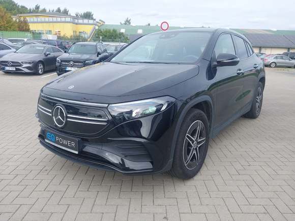 Pogled levo spredaj