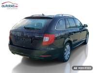 Náhľad zozadu sprava
