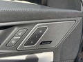 Vue des boutons de commande des sièges électriques
