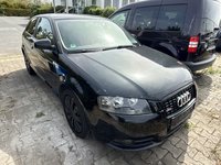 Pogled desno spredaj