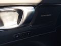 Vue des boutons de commande des sièges électriques