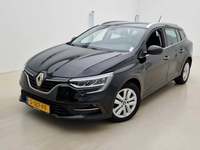 Вид спереди слева